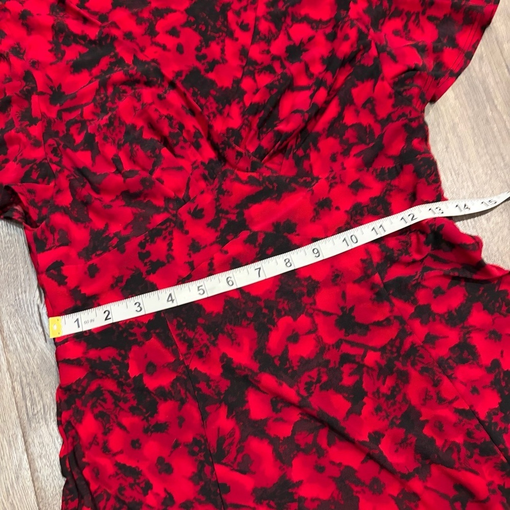 Chaps Dress Dark Floral Red Flutter Sleeve Midi Office Fit Flare Surplice S - Picture 10 of 14